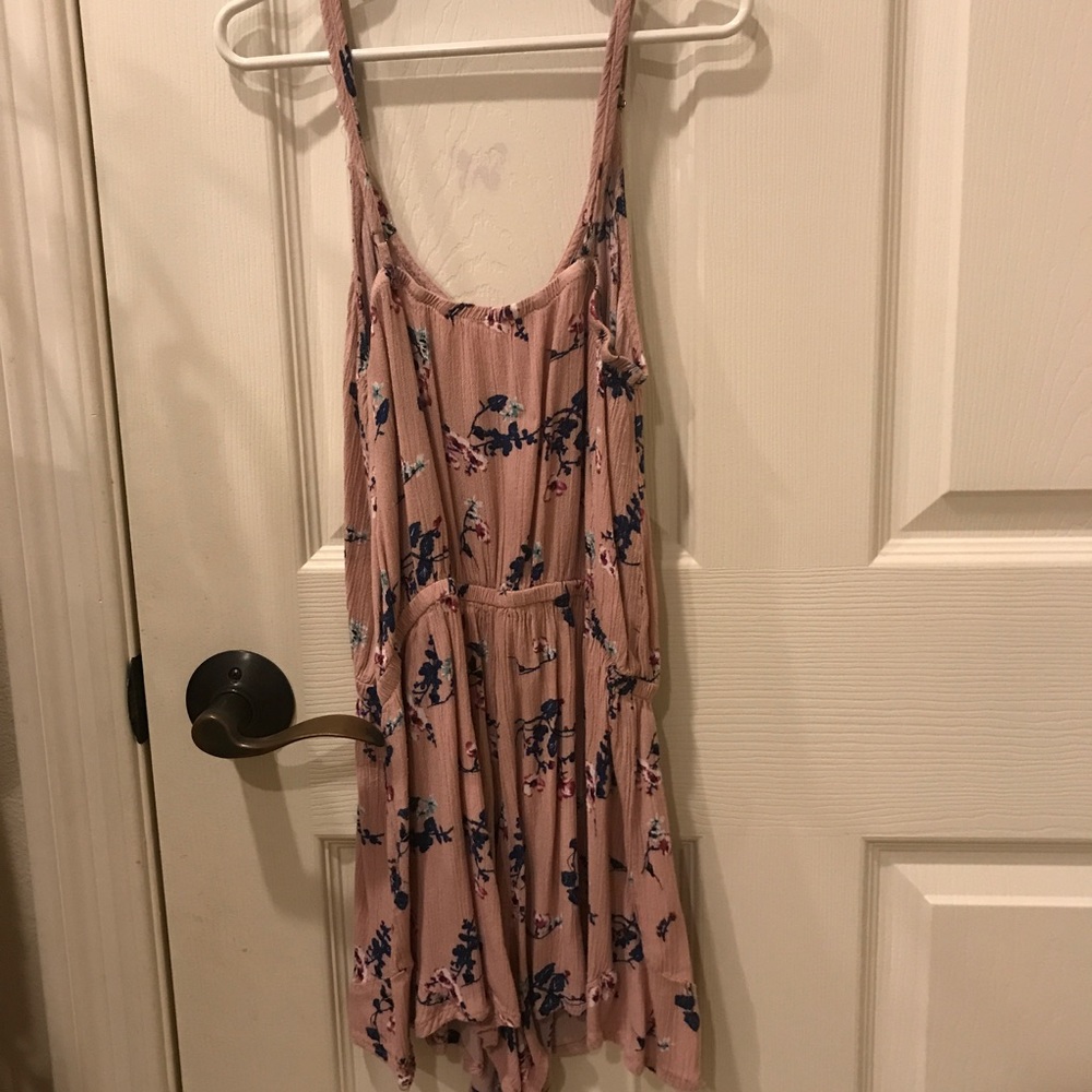 romper - Picture 2 of 2